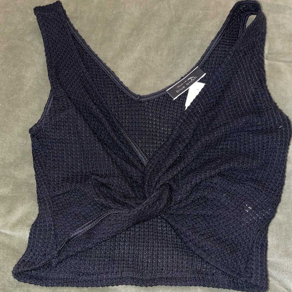 Mesh boutique twist front crop top